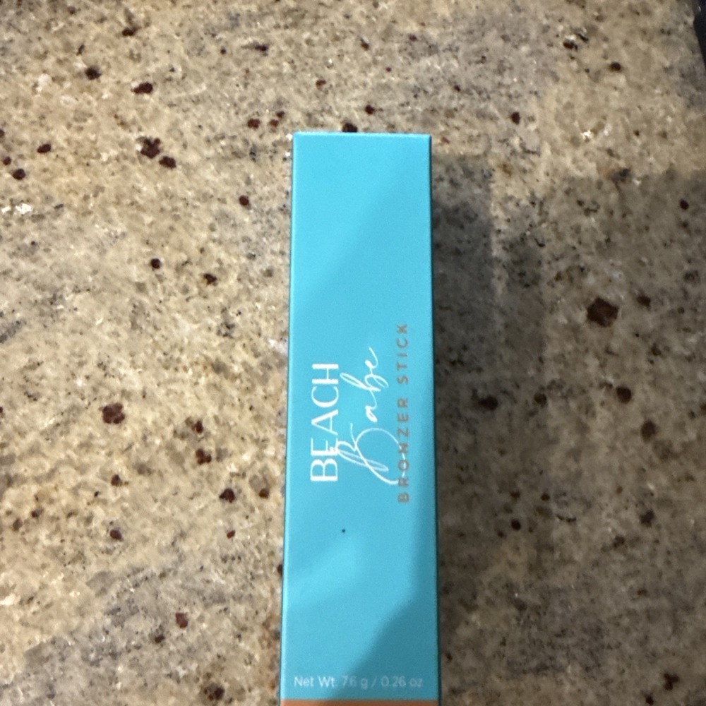 NIB~ LWYA by Kim Gravel BEACH BABE Bronzer Stick 0.26 oz TAHITIAN TAN